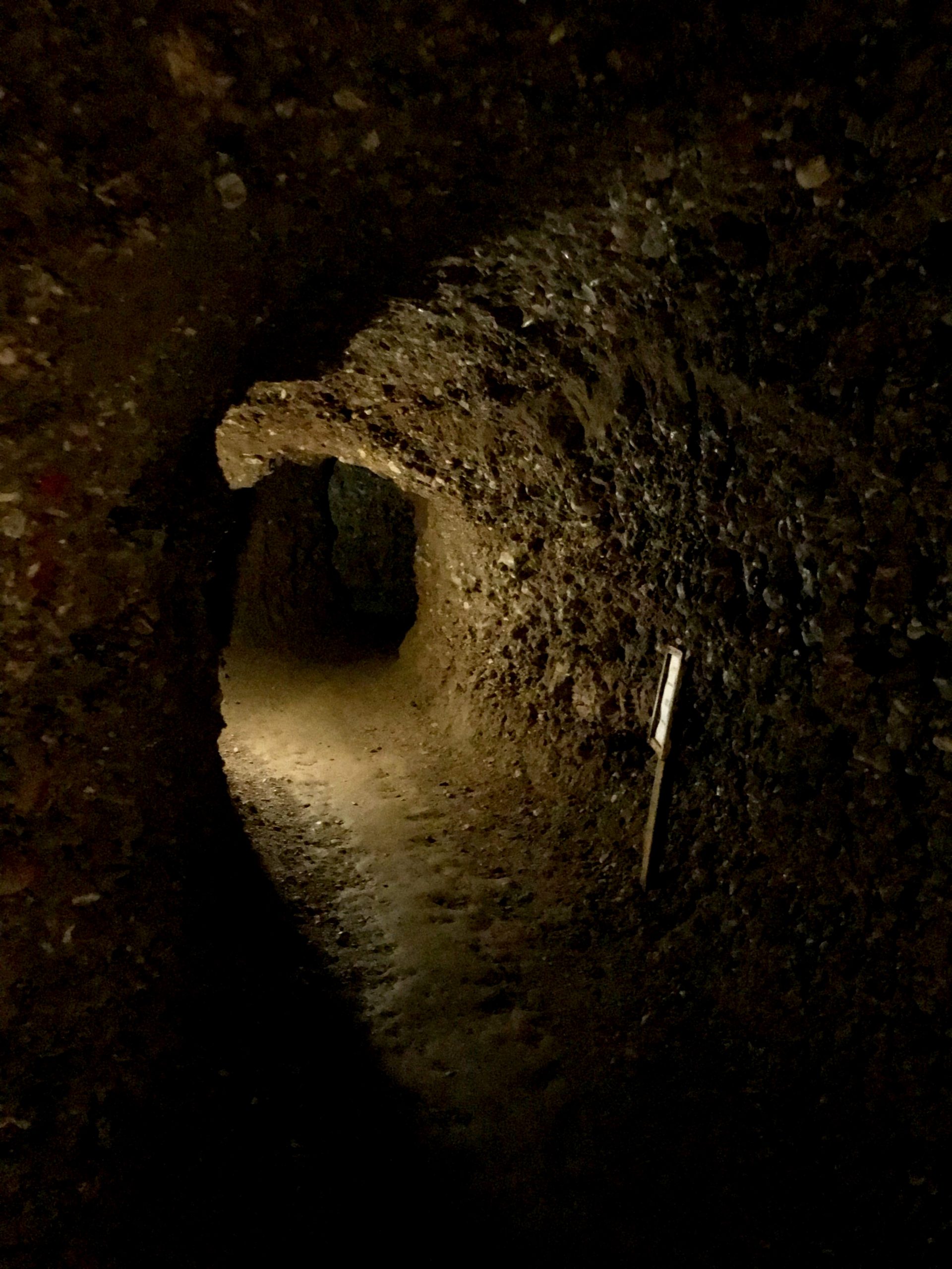Spirituelle Reise „Ravne Tunnel“: Erfahrungsbericht